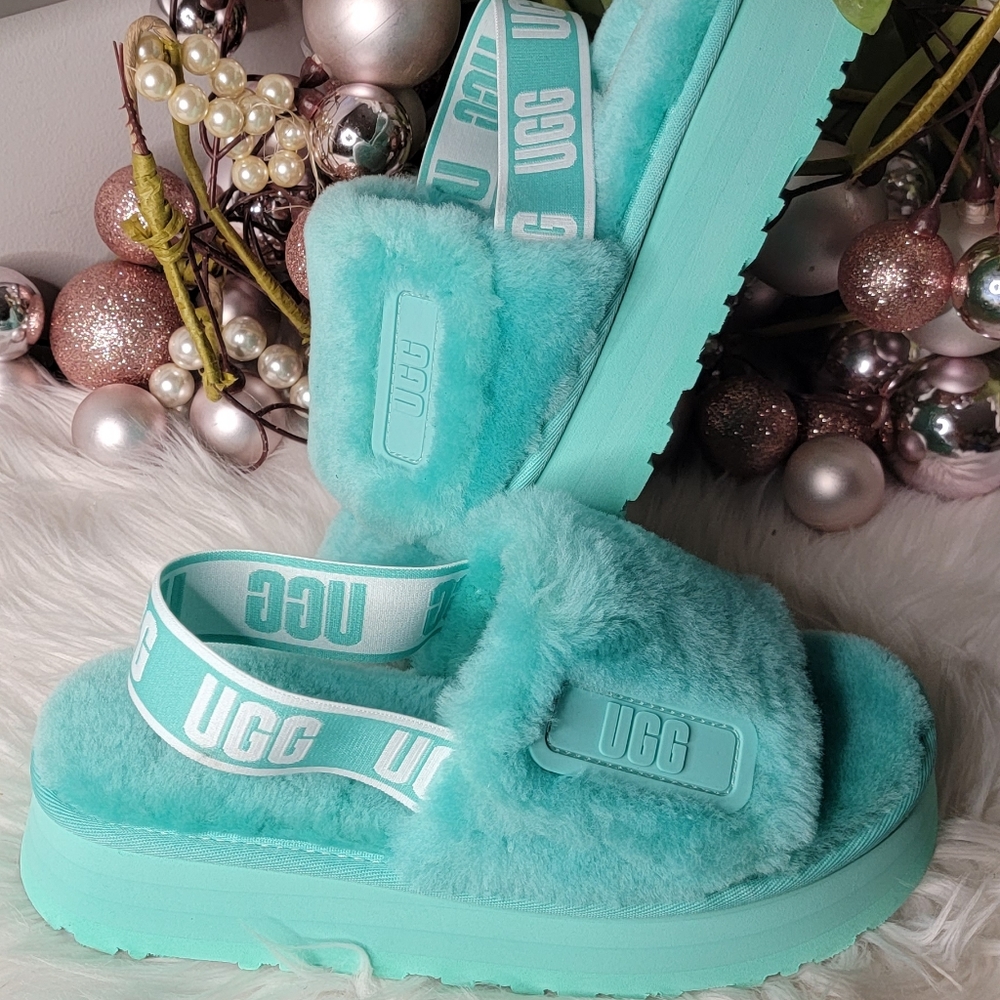 UGG Women's Disco Platform Slide Slipper Brand new - Picture 2 of 11